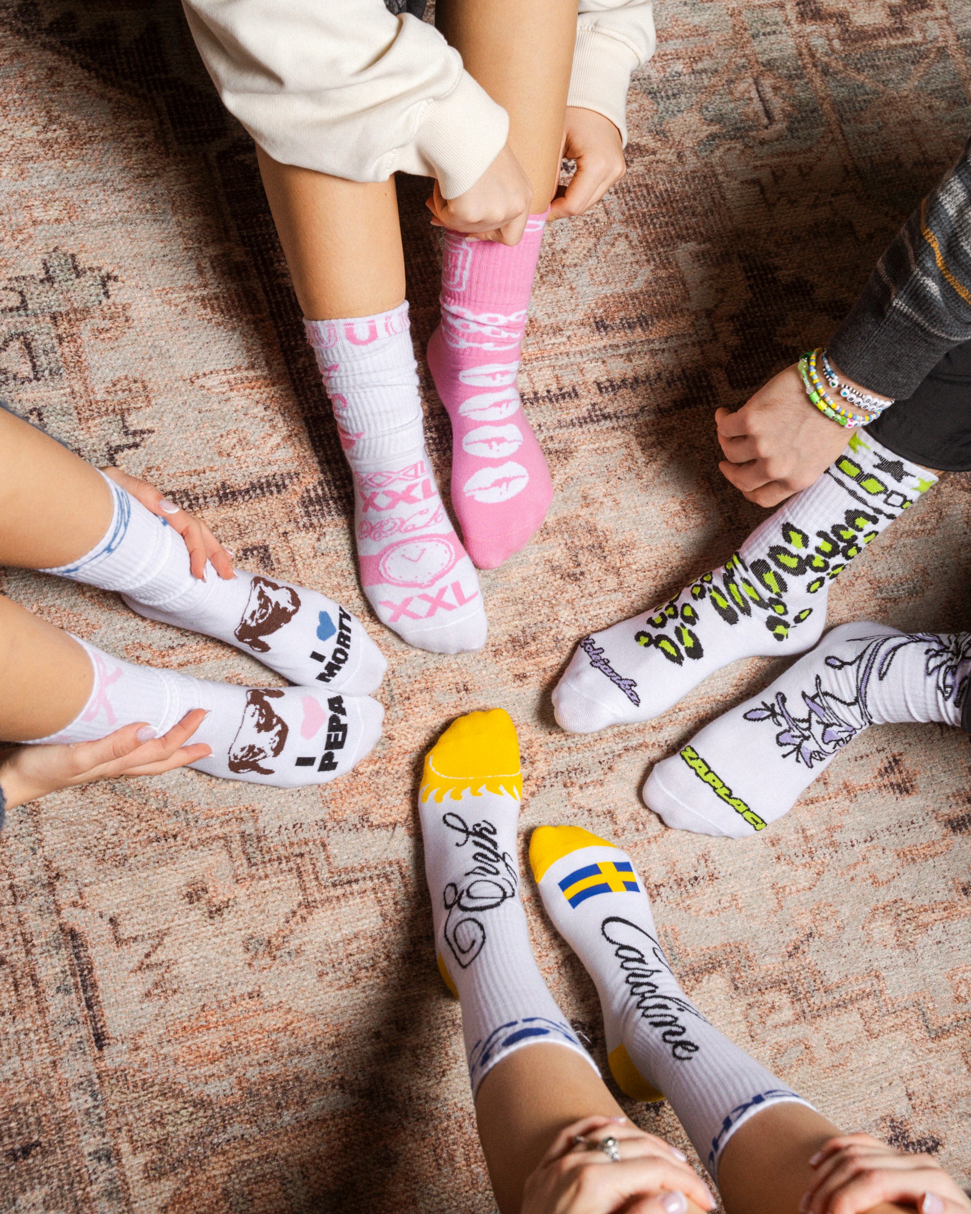 D$$ SECRET SOCKS BLIND BOX