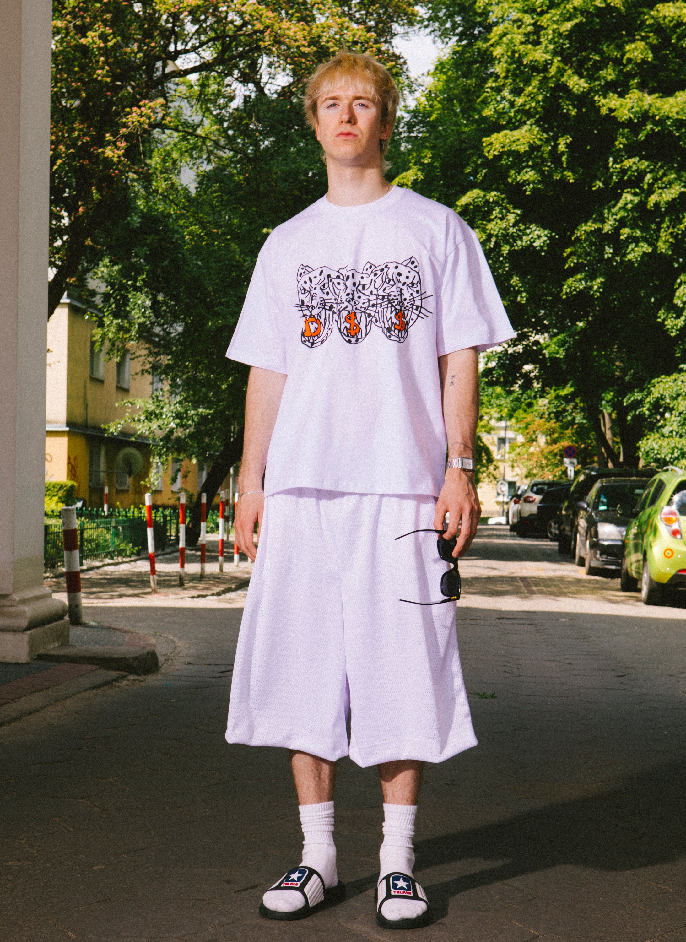 D$$ CHEETHAS TEE