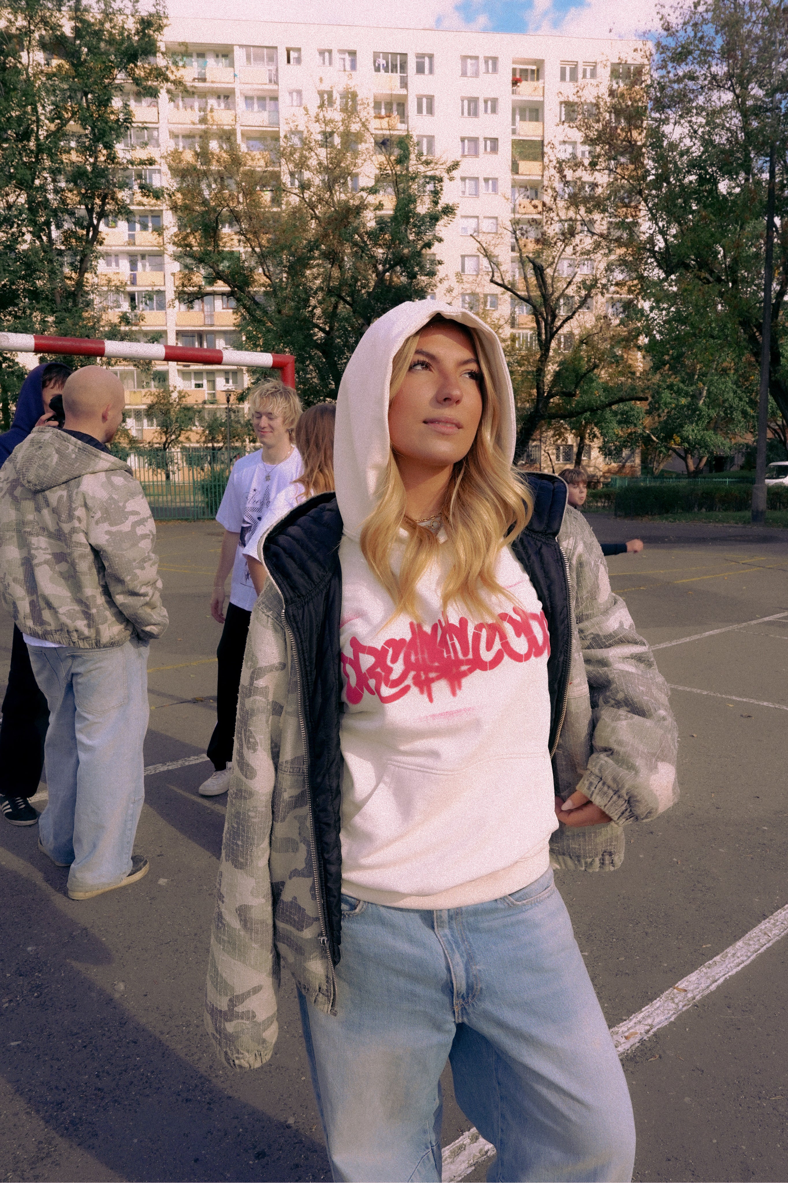 D$$ GRAFFITI LIGHTWEIGHT HOODIE (CREAM)